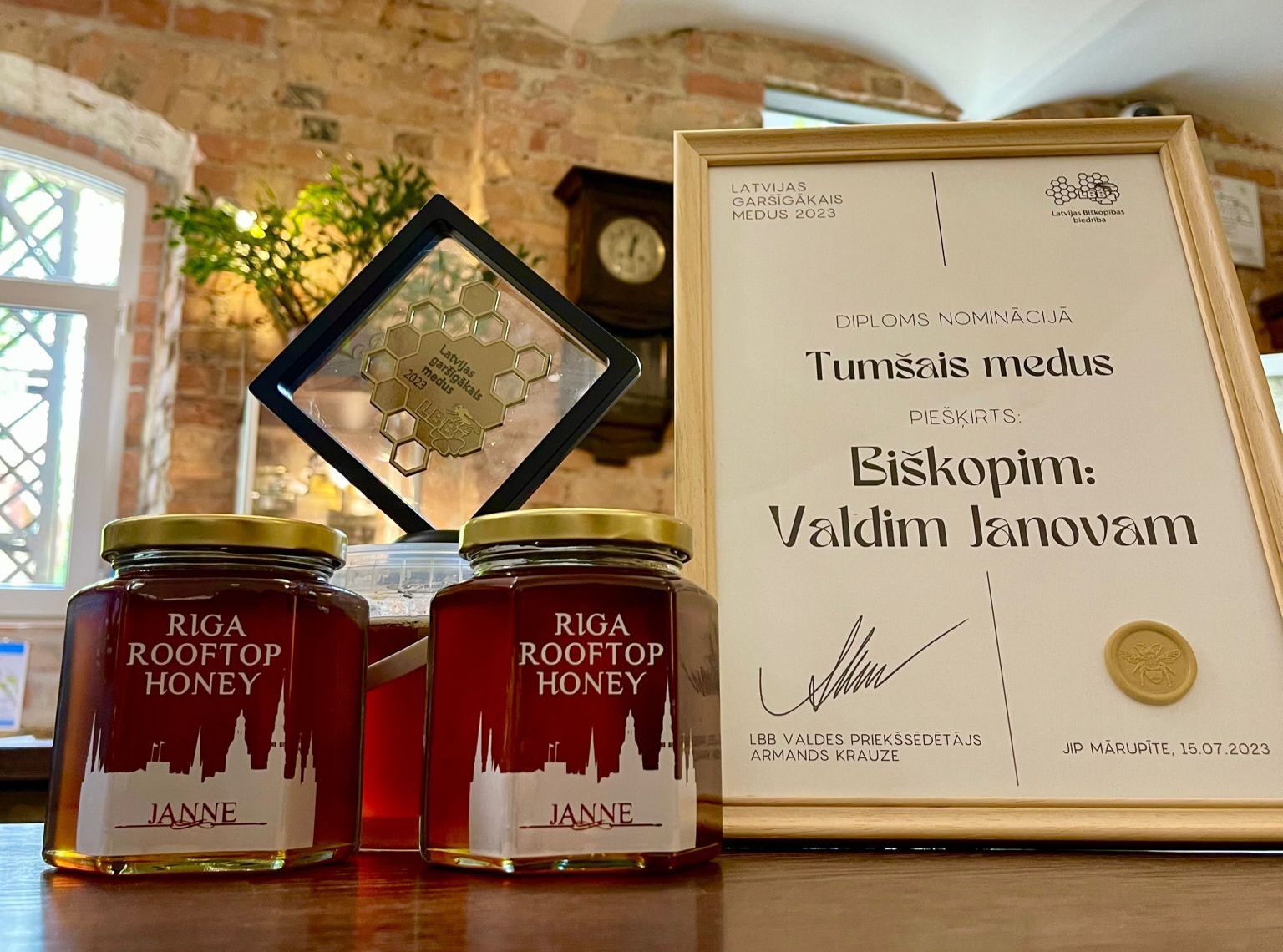 2023-Tumšais medus Diploms